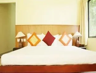 ホテル Windyhills Resort ムンナル